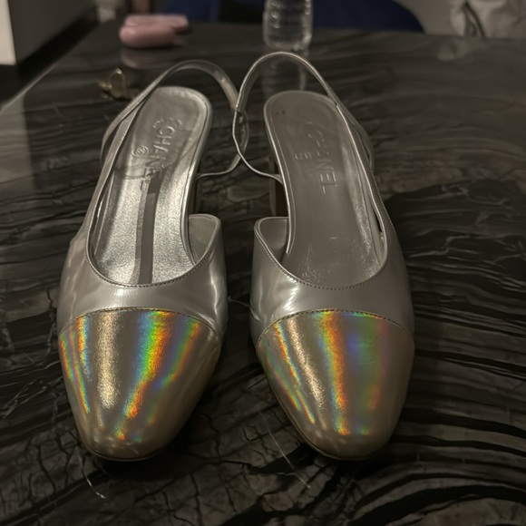 CHANEL Silver Slingback Heels with Holographic Cap Toe - Picture 2 of 8